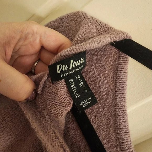 Light purple Du Jour sweater with back detail size XS - Picture 5 of 5